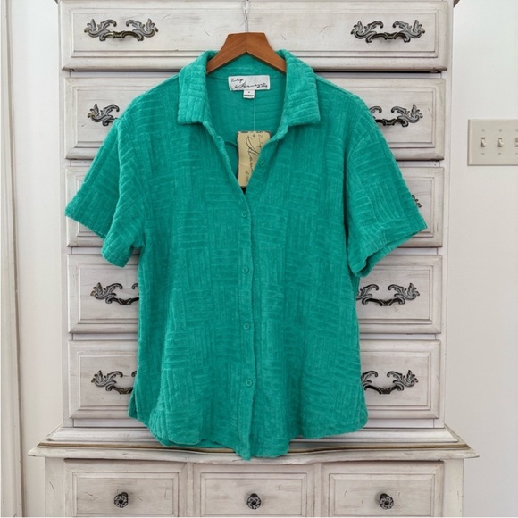 Vici Tops - Vici Green Textured Button Shirt